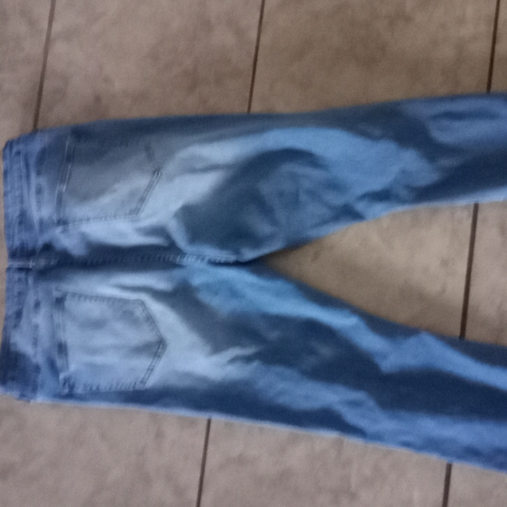 Jeans - Picture 3 of 4